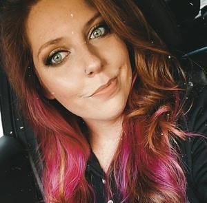 Meet your Posher, Janelle